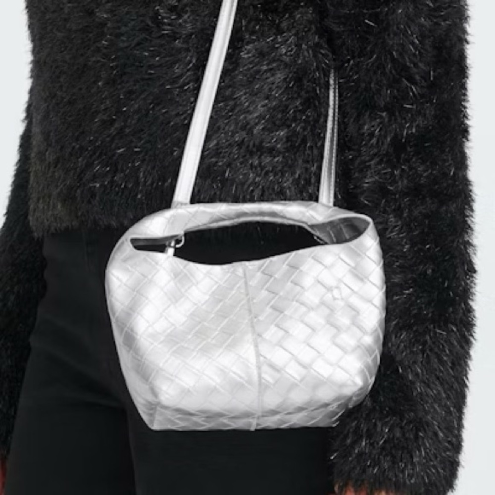 ISHI Silver Woven Crossbody Handbag – Danish Brand - Picture 9 of 9